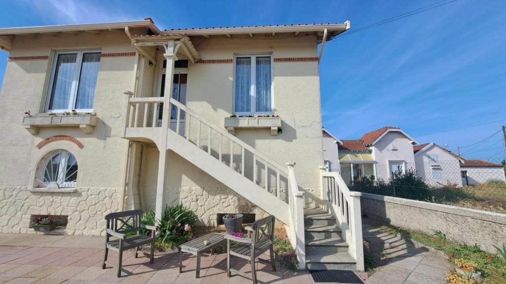 Maison Les Chambres du Phare vue de face